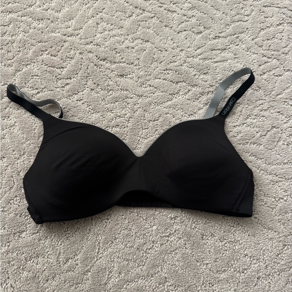 Calvin Klein Sleek Black Bra